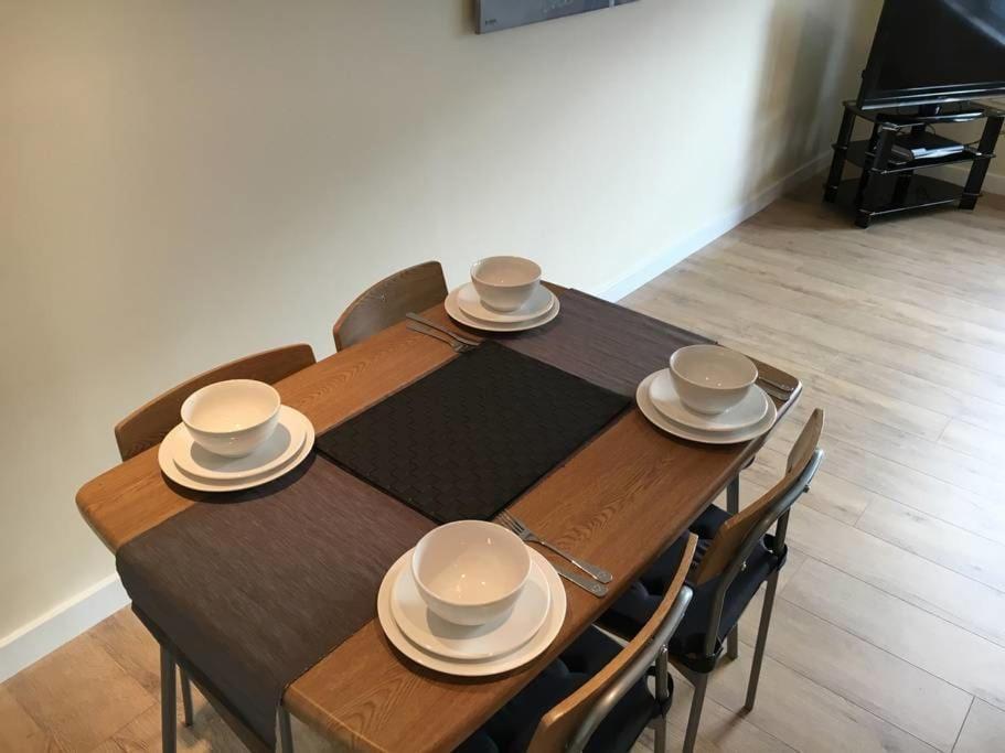 Executive 2 Bed 2 Bath - Free Parking Apartment Glasgow Exterior photo