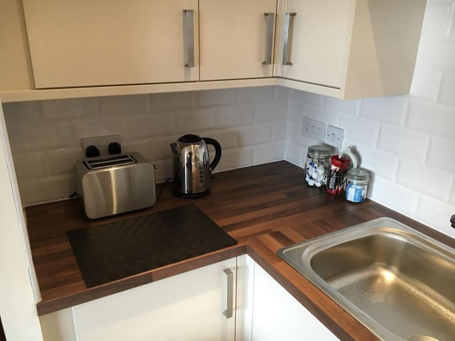 Executive 2 Bed 2 Bath - Free Parking Apartment Glasgow Exterior photo